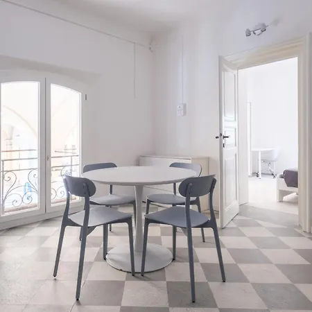 Casa Umile بولونيا
